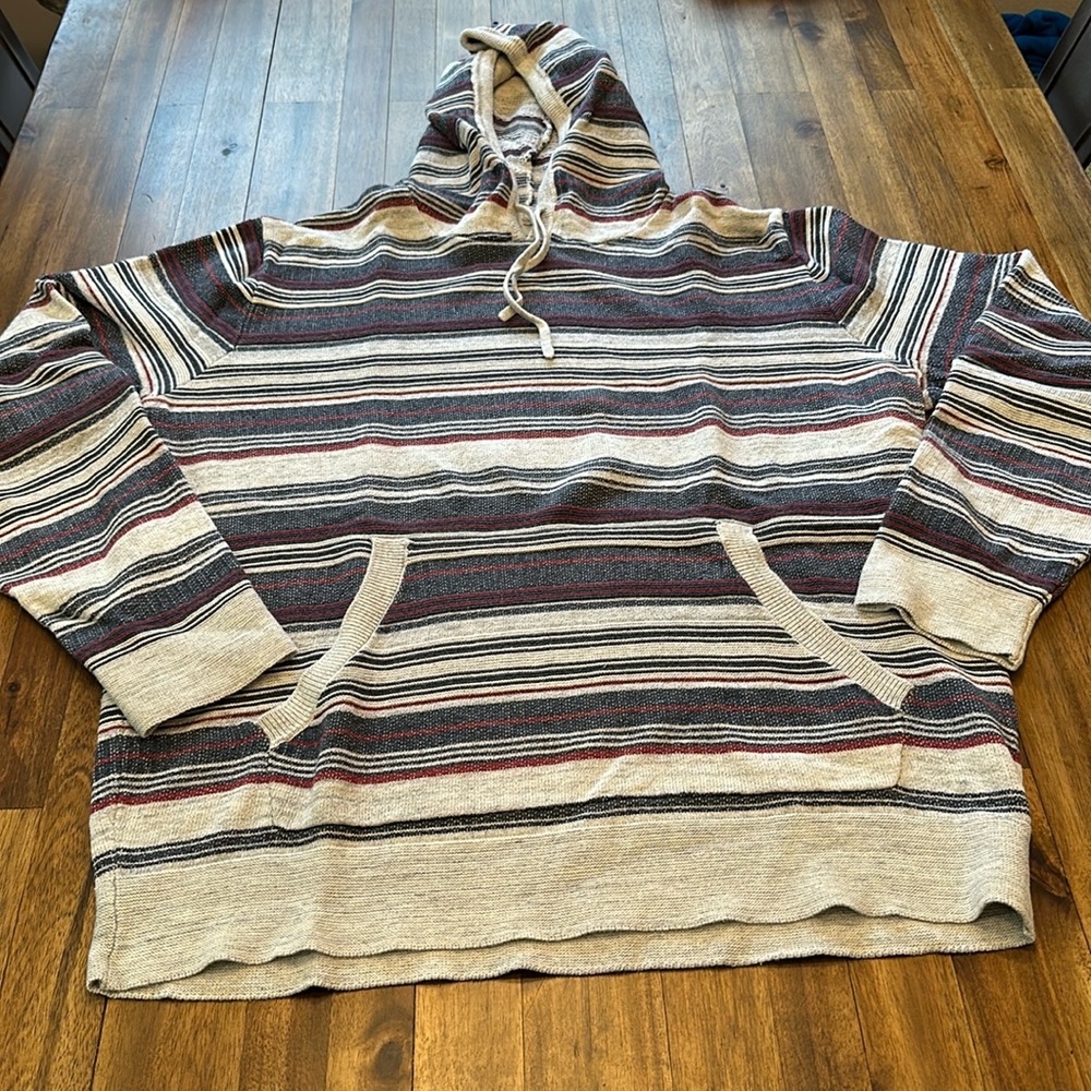 Men’s Lucky Brand hooded sweater, size L, fits like medium